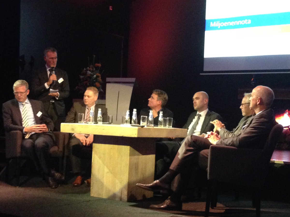 Mooie prinjesdaglezing op Urk georganiseerd door #rabobank