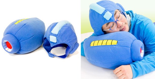 ColonelFalcon's tweet photo. Remember this? Megaman soft pillow. Excellent! #retrogaming #gaming https://t.co/IHogagC5jJ