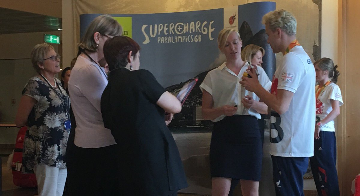 A brief visit to <a href="/HoganLovellsUK/">PRUK</a> HQ with <a href="/SophieHahnT38/">Sophie Hahn MBE</a> on the way back from Rio today! Massive thanks to everyone!! #Golds