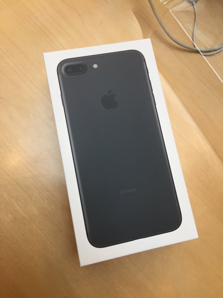 maghooijmans's tweet image. Hey, een verdraaide iPhone! #eindelijk