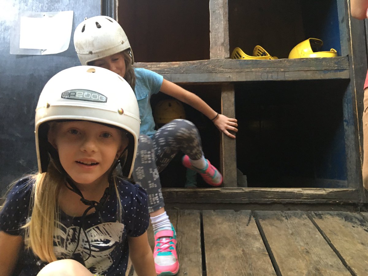 APSE12's tweet photo. No matter what you're going through, there's a light at the end of the tunnel! #worthit #brave #conquered #proudteacher #buzzing #camping16 https://t.co/YXyp28s1MD