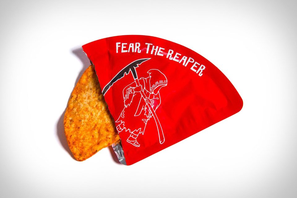 uncrate's tweet photo. Paqui Carolina Reaper Tortilla Chip https://t.co/X81V2TQgoB https://t.co/q96HwC9gdQ