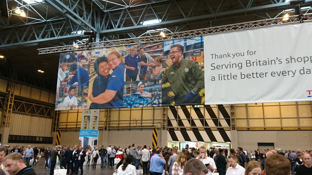 Brilliant exposure for <a href="/BicesterTesco/">BICESTER TESCO</a> at the company conference today!
#awesomecolleagues
#proud