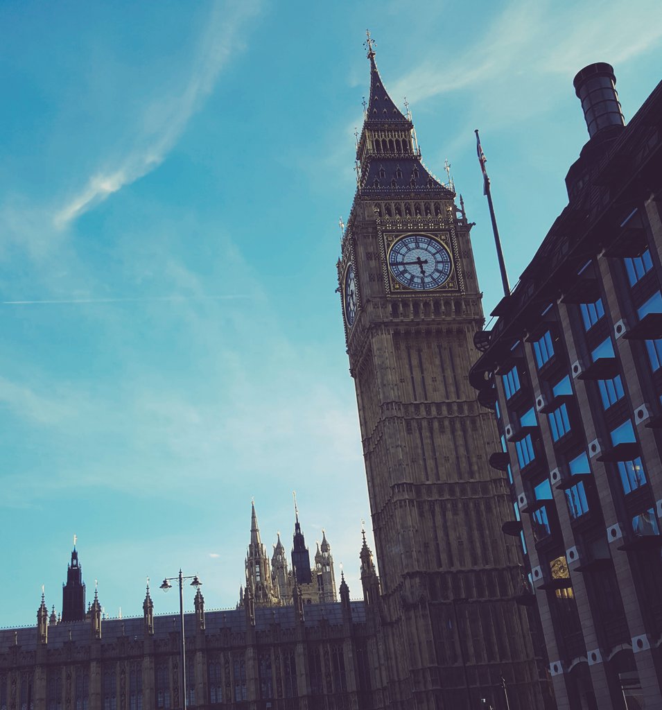 SauceyG's tweet photo. What time is it Ben? #bigben #seethedetail #seeclearer with #bootsopticians #london #visionmatters #eyehealthcheck #bookonline https://t.co/wui8pkcvzV