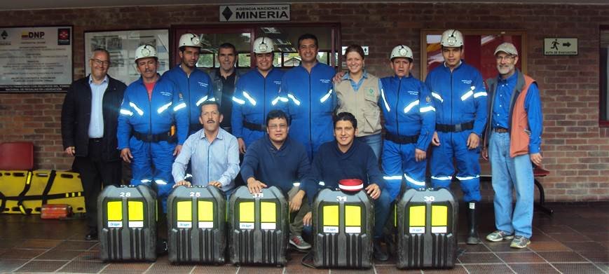 ANMColombia's tweet photo. Curso de socorredores en Ubaté con 20 personas de Minería Texas Colombia, Fosfatos Huila, Colombo Americana Carbones y CarboGarzón. https://t.co/2cIVzQuXcQ