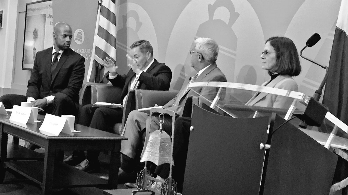 danmoulthrop's tweet photo. Our panel of #conservatives on #cleanenergy has begun. @jmrj76 made a great joke about #elephantintheroom #cityclub https://t.co/wpuE8xsgpj