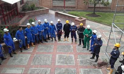 ANMColombia's tweet photo. Curso de socorredores en Ubaté con 20 personas de Minería Texas Colombia, Fosfatos Huila, Colombo Americana Carbones y CarboGarzón. https://t.co/2cIVzQuXcQ
