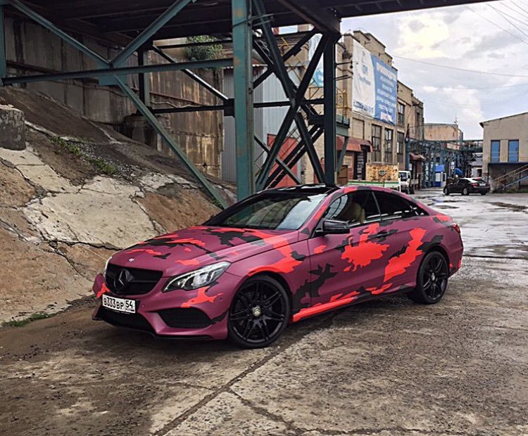 Luxurious_Pics's tweet image. Damn Daniel😱