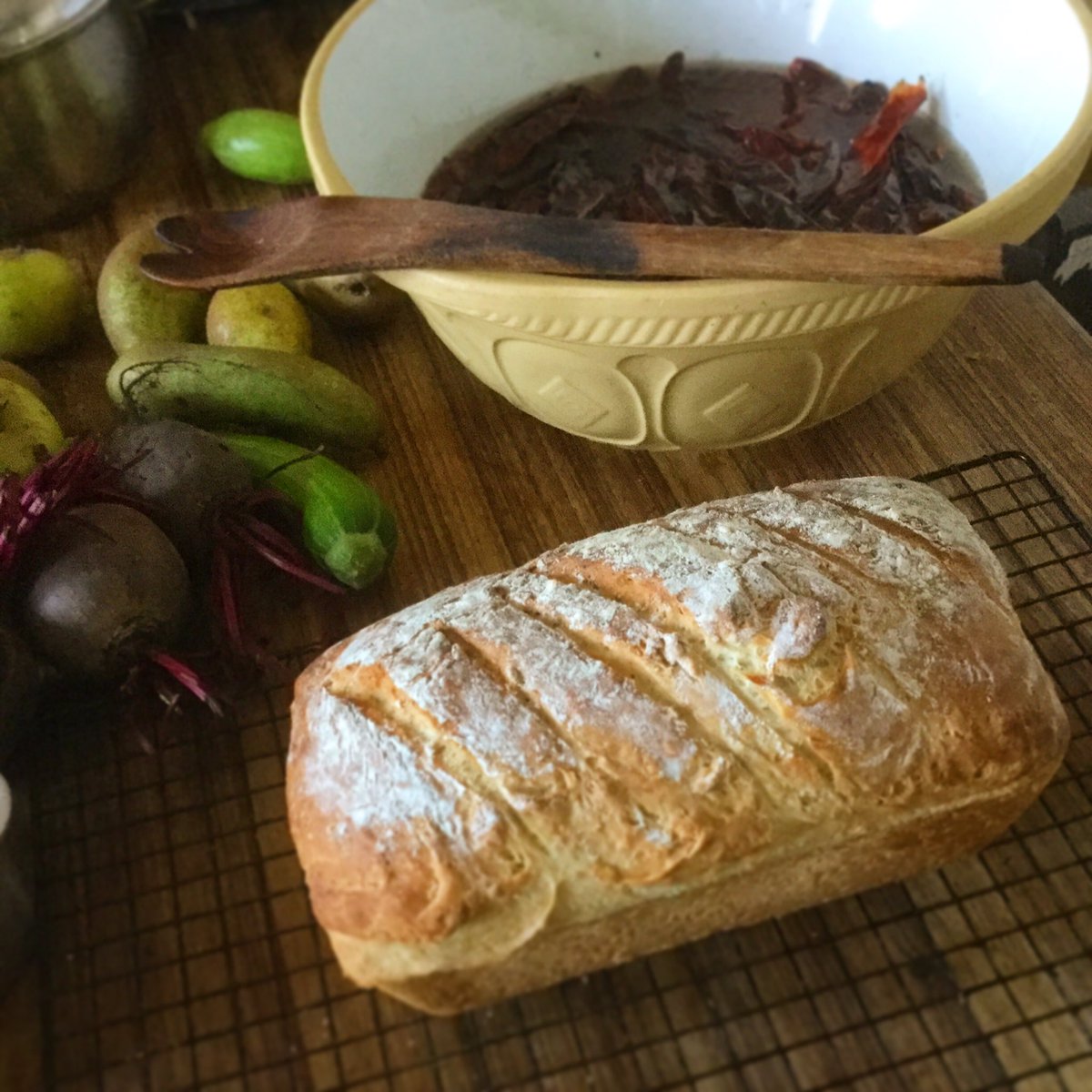 pestlemortar7's tweet photo. Baked a loaf while making chilli dip for the Lewes Chilli Fayre on Saturday #homemade #bread #baking #LCF16 #chilli https://t.co/qHKwFlCTpY