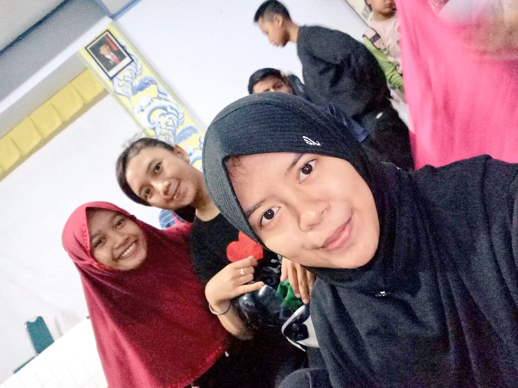 AlvyAzizah's tweet photo. Sedulur😍👊💪 https://t.co/nACS7qPJ3W