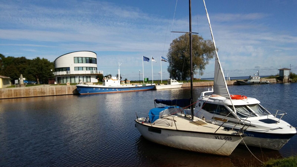 olegdc's tweet photo. #Mustvee in #Estonia
#Travel the world! https://t.co/PxBdFBogEq