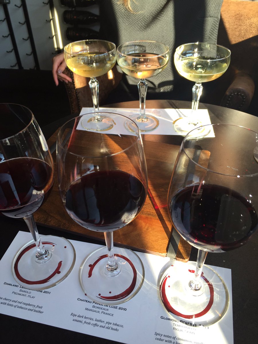 Calavewinebar's tweet photo. The best flight to enjoy#winewednesday #paloalto #calave https://t.co/bcUnz0mJsF