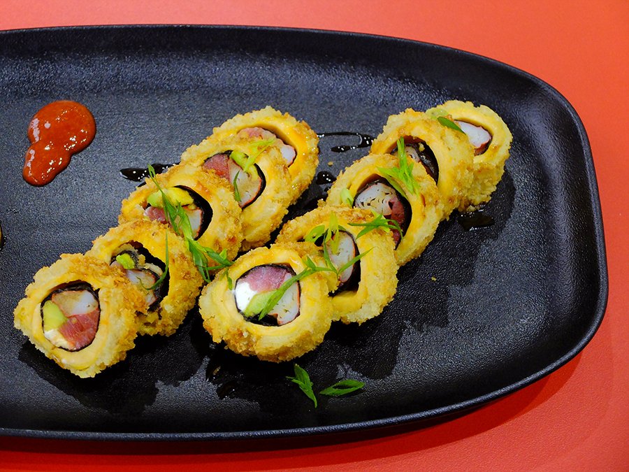 TodoGourmetPTY's tweet photo. ¿Pensando en el almuerzo? Ven a probar las deliciosas opciones de sushi que tenemos para ti en Todo Gourmet. https://t.co/QX0xd563aa