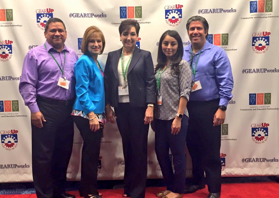 TXCommunities's tweet image. Behind every successful student is an actively involved parent! #GEARUPworks #GEARUPweek! Parent Leadership Institute w/ @edpartnerships
