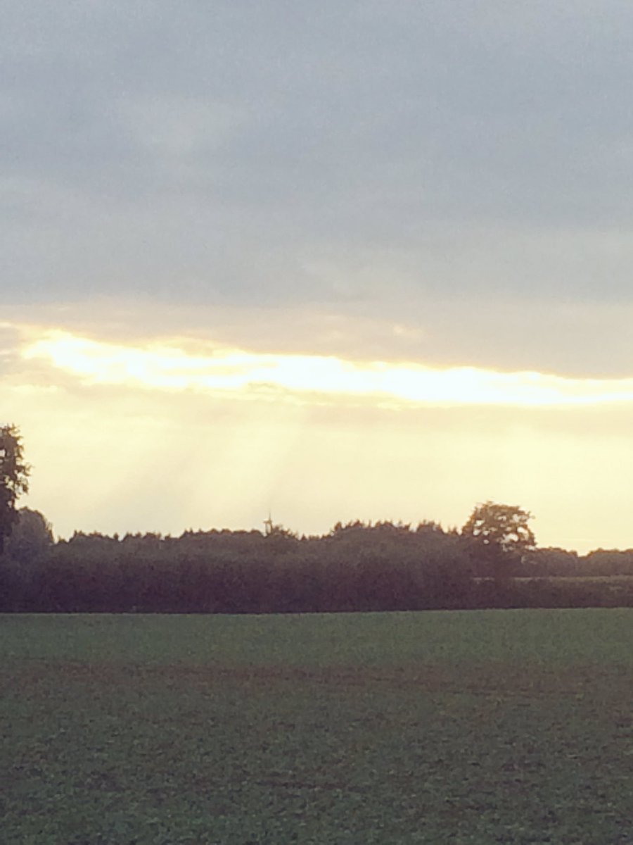 DupontAndries's tweet photo. 29 sept boeiende bijeenkomst Werkendstefendriehoek apeldoorn https://t.co/7UsqpbZ3Zl