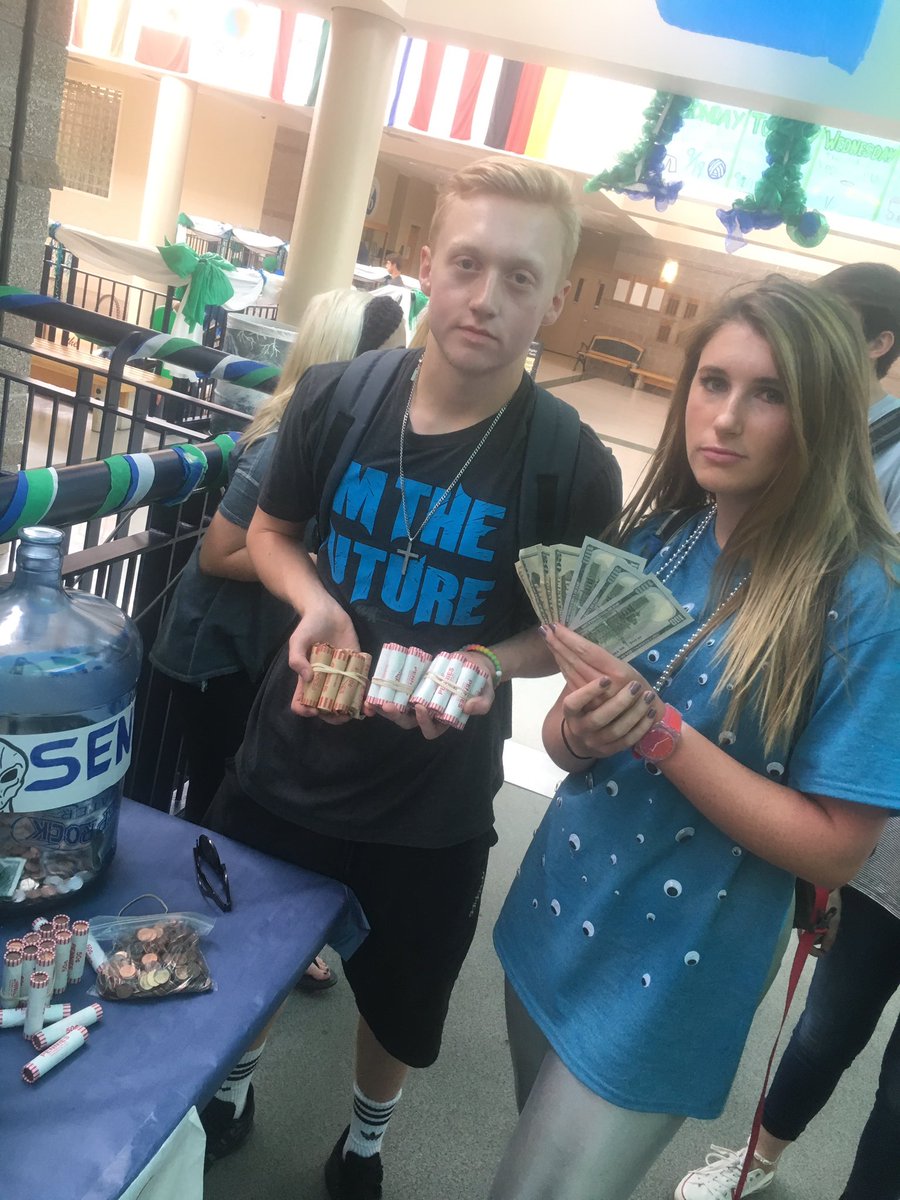 akcutler47's tweet photo. Seniors raised $410 for penny jars, the juniors future isn't looking so good. https://t.co/YVOIeY4RQD