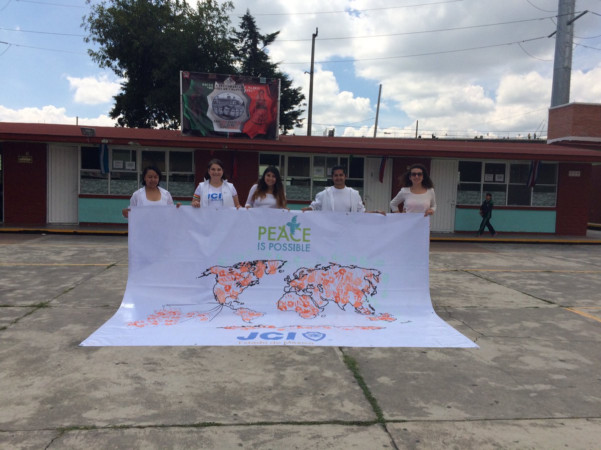 JCIEdoMexico's tweet photo. En la Sec. 13 "Héroes de Chapultepec" promoviendo #PeceIsPossible  #DiaInternacionalDeLaPaz https://t.co/K8lcrYNPx5