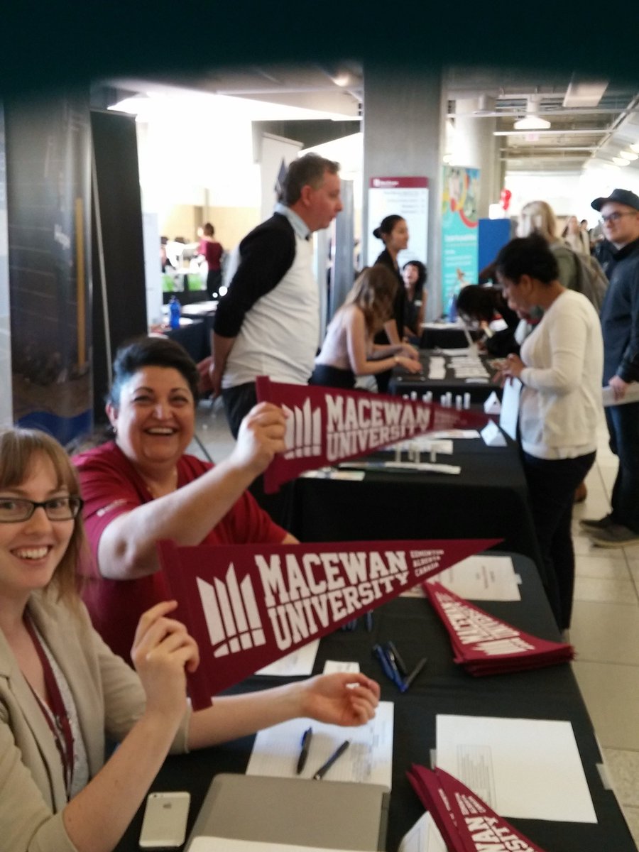 RossesStephanie's tweet photo. Come explore possible volunteer opportunities. Check us out. #GetInvolved2016 https://t.co/et93dlPXhN
