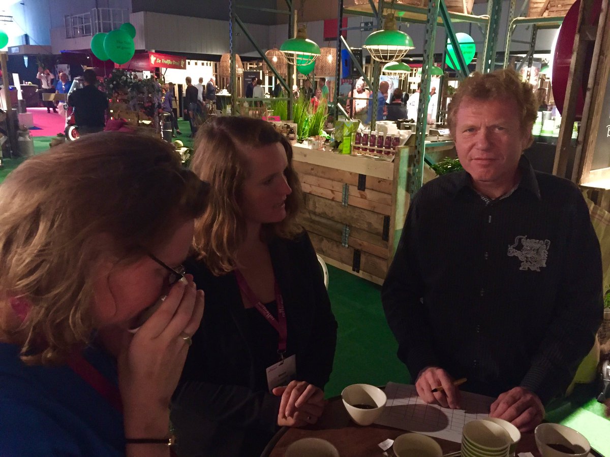 Veel geleerd over koffie vandaag. Je kunt het proeven en beoordelen als wijn. Eric <a href="/illimanicoffee/">eric beek</a> bedankt!