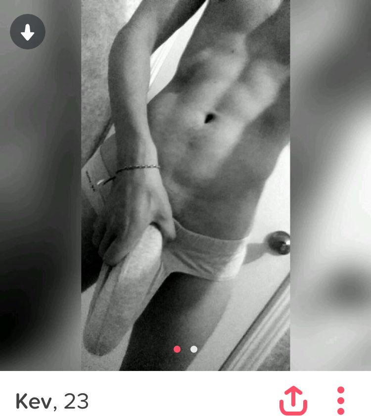 Tinder_Nopes's tweet photo. Local grocery store reports young man stealing cucumbers and taking them to mall bathroom #justswipeleft #nicetry π https://t.co/7FfF9YyC6Y