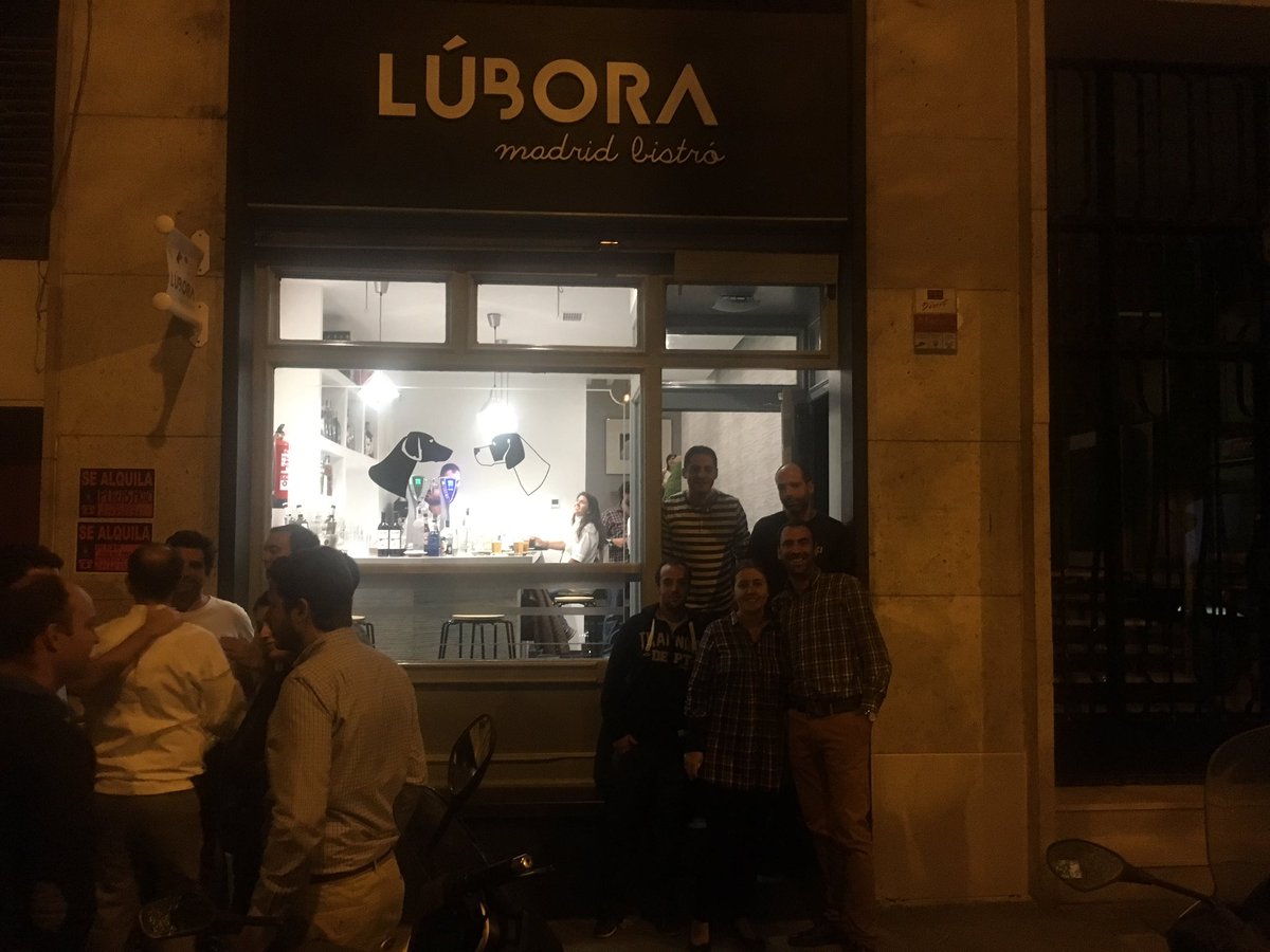 kitchenconsult_'s tweet photo. Parte del equipo K! en la inauguración de @LuboraMadrid gracias @RuthMMoreno por la foto https://t.co/e1bhhqv7ZU