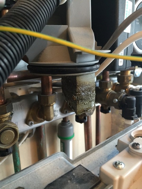 heatingessex's tweet photo. This boiler was serviced 6 weeks ago by @BritishGas One of the most crucial parts to clean was missed. #poorservice https://t.co/Vq6ycoXpCC