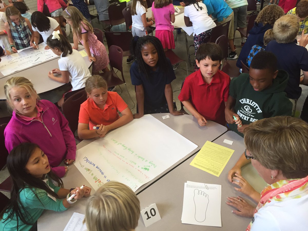 WaybrightScott's tweet photo. Fourth graders working on developing  their leadership skills. @ccdsnews https://t.co/OoDHTNjx8A