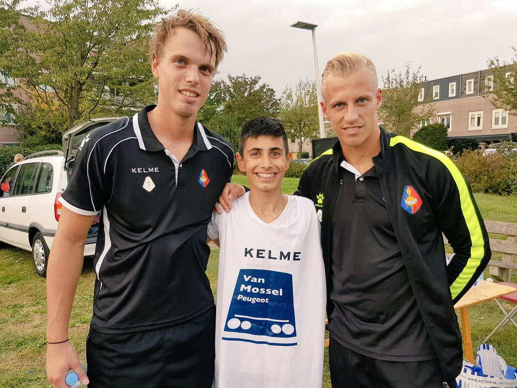 Aftrap @TelstarSL StreetLeague #Velserbroek * sportieve &amp; geslaagde 1e voorronde. M.m.v.Telstarspelers Wesley &amp; Tom