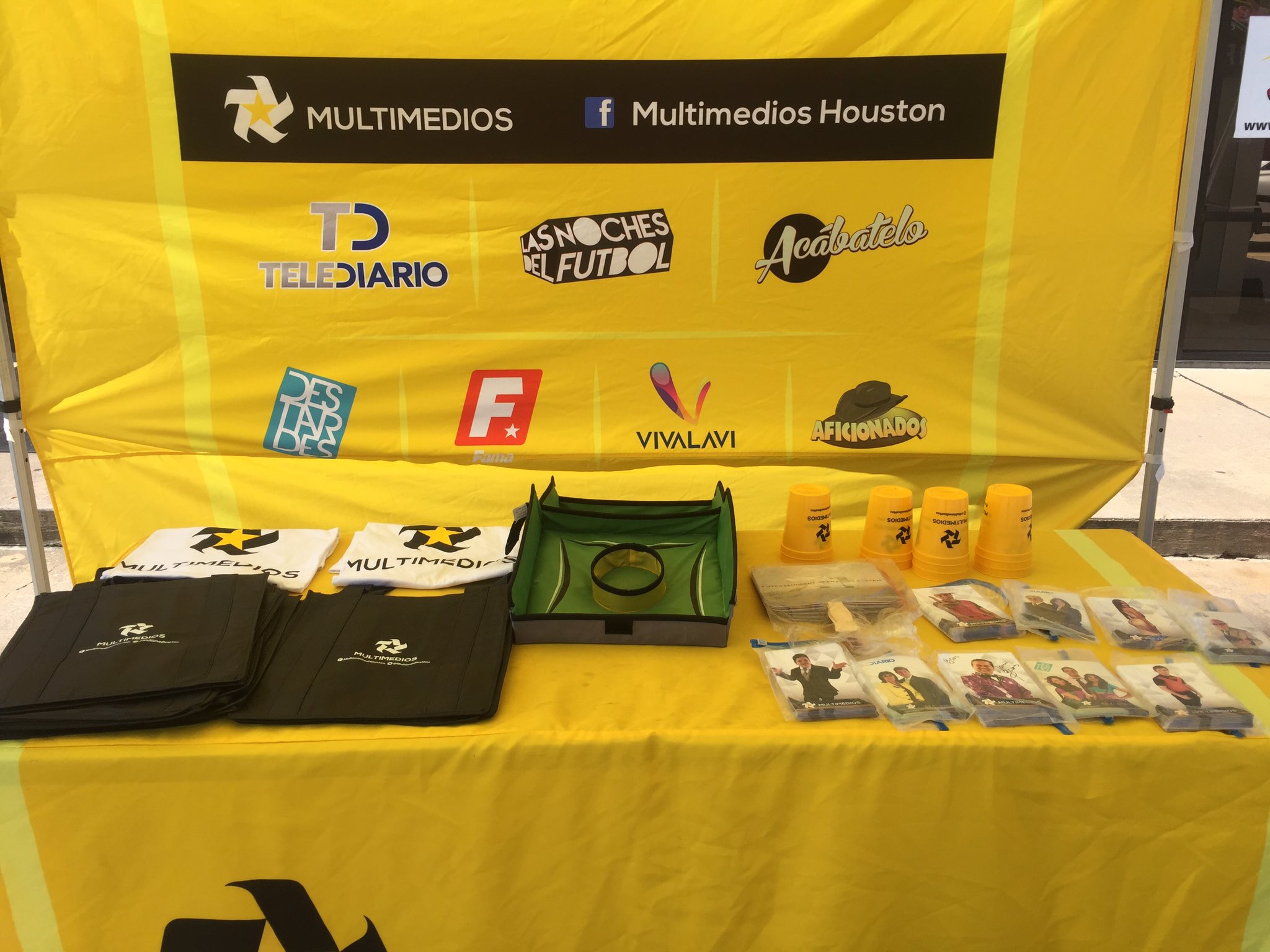 Multimedios Houston on Twitter "Estamos desde la Tienda de Xfinity