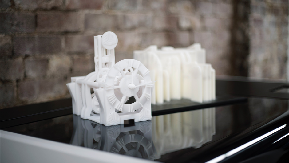 3dsystems's tweet photo. Melt-away wax supports on the ProJet #MJP 2500 enable complex details w/o damage #3dprinting https://t.co/H4ihwh2sbI