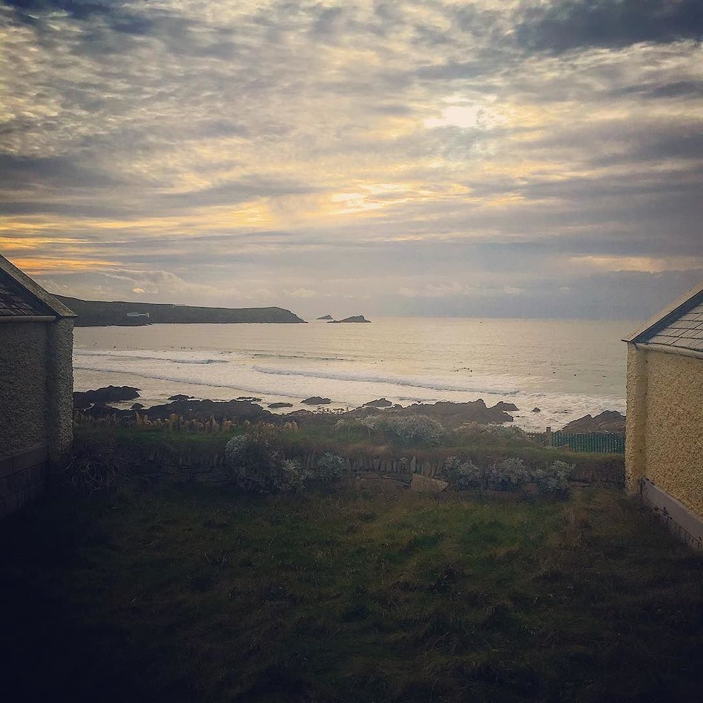 JochenSchropp's tweet photo. Room with a view. https://t.co/l8TBNUdIrG https://t.co/ugOqtHkiuk