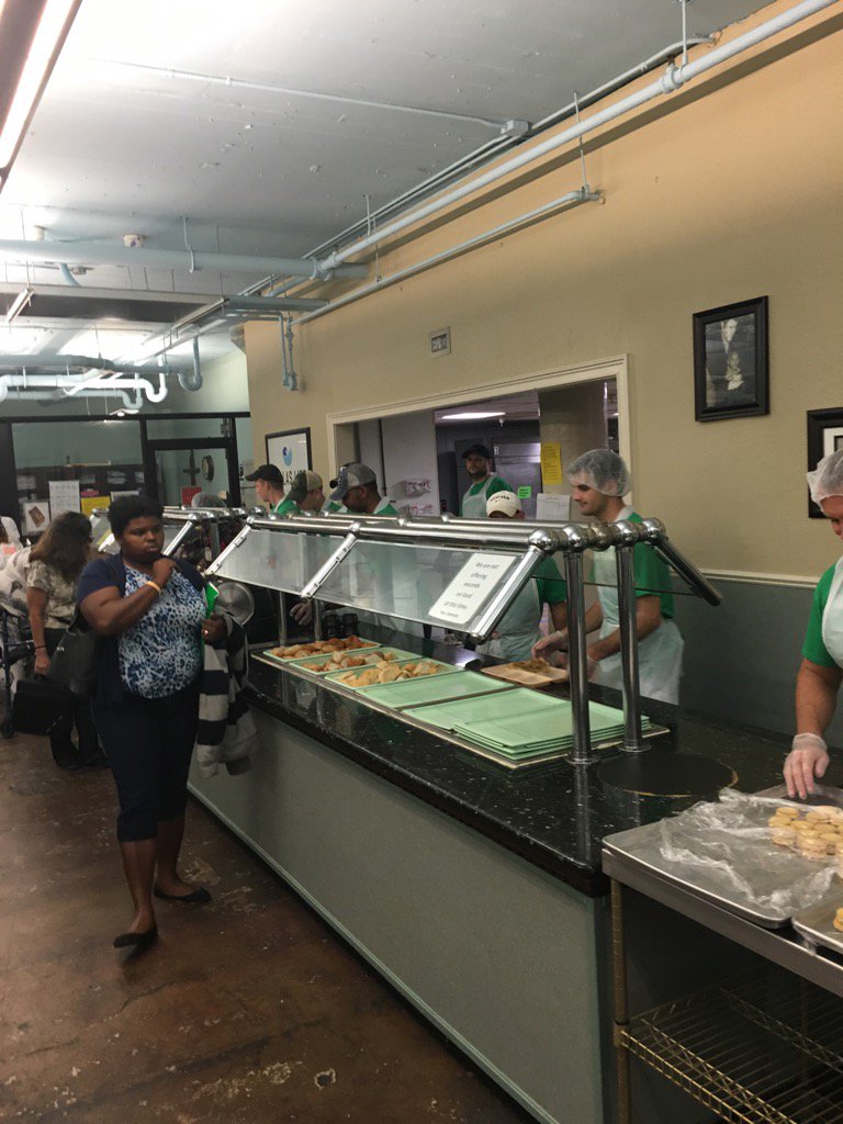 OSHawkins's tweet photo. Love seeing part of our Guidestone family serving lunch at homeless shelters today #guidestonegives https://t.co/h2guoxzPu1