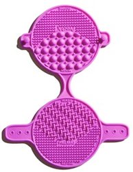 aveyou's tweet photo. Introducing the PALMAT by Practk- 2 in 1 brush cleaning tool to keep your brushes feeling like new! ONLY $9.95! https://t.co/JD753XXeIB https://t.co/rwmlVUbmwu