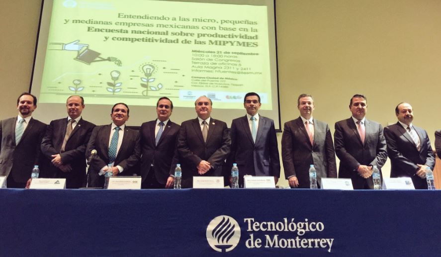 NuevaEscuelaMx's tweet photo. #AlAire @EnriqueJacobR inaugura conferencia "Entendiendo a las #MIPYMES basándonos en la #ENAPROCE" | @enriquelazcano https://t.co/0GDQyS6R2q