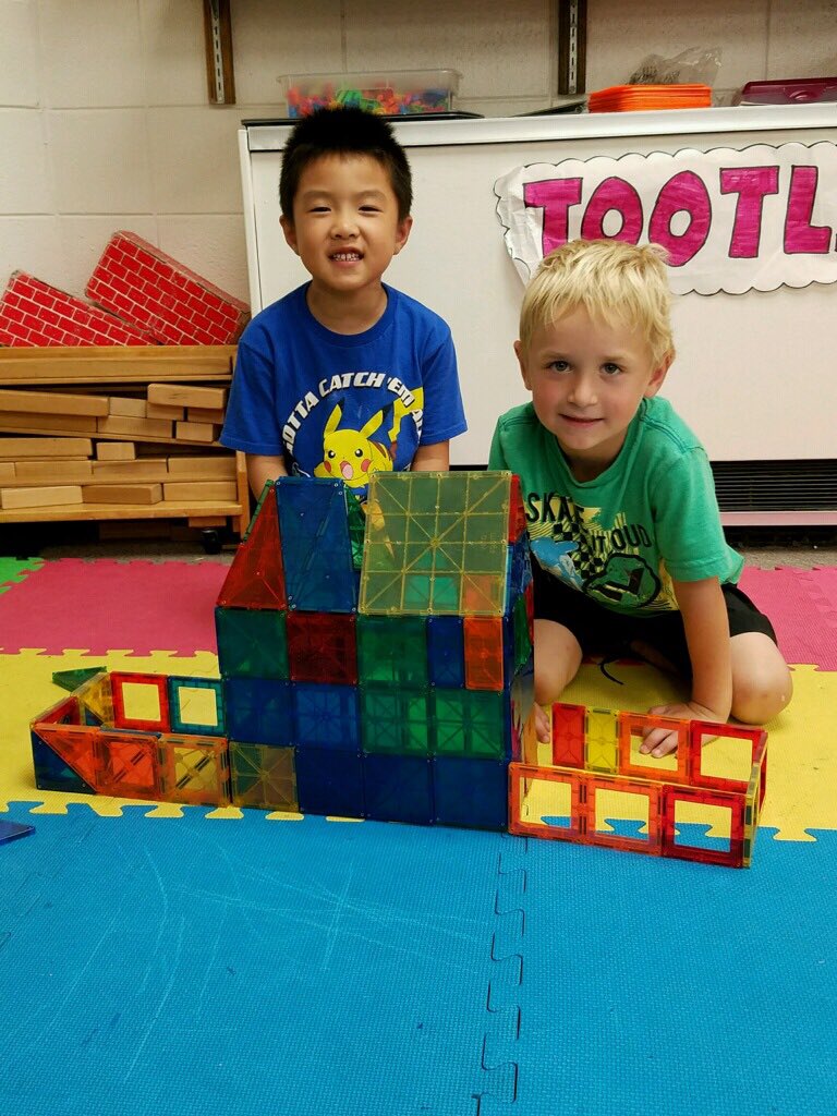 Nod_SunSCCSD's tweet photo. These boys were busy in TK putting shapes together to make new shapes to construct a roof #NodSun https://t.co/gDCVoDe1yu