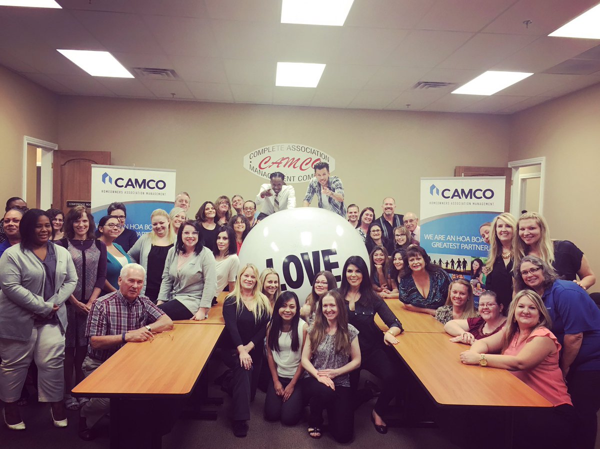 MercedesInTheAM's tweet photo. Our friends at @camconevada helped us spread the love! So great to spend time with them! #MercedesLovesVegas https://t.co/TxCPCJY8Ox