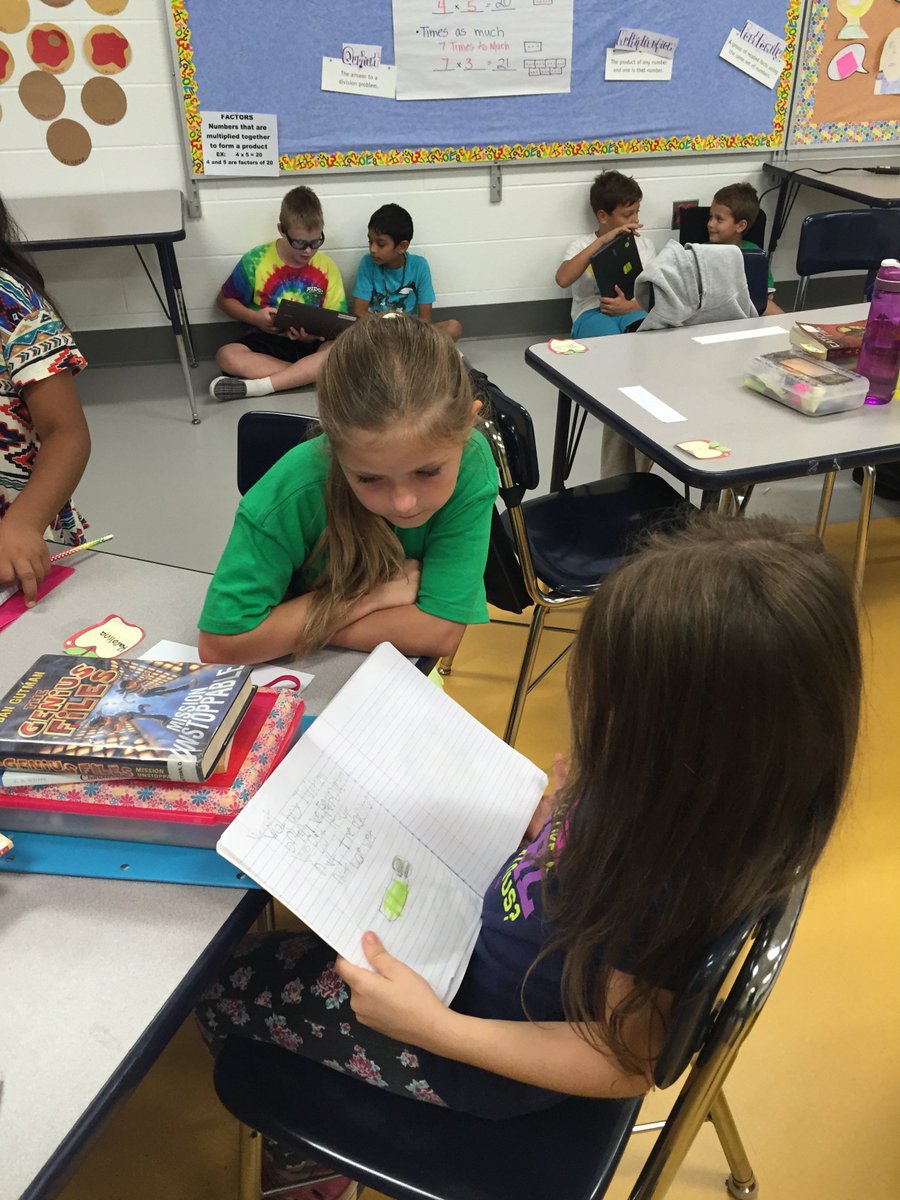 aapostolakis3's tweet photo. Peer editing with 1st grade buddies..kids teach and learn from one another! @RidgeFCL @deaconsclass @MrsDarga @MrsJohnsonRidge @MrsKavsClass https://t.co/fQtVUr20jM