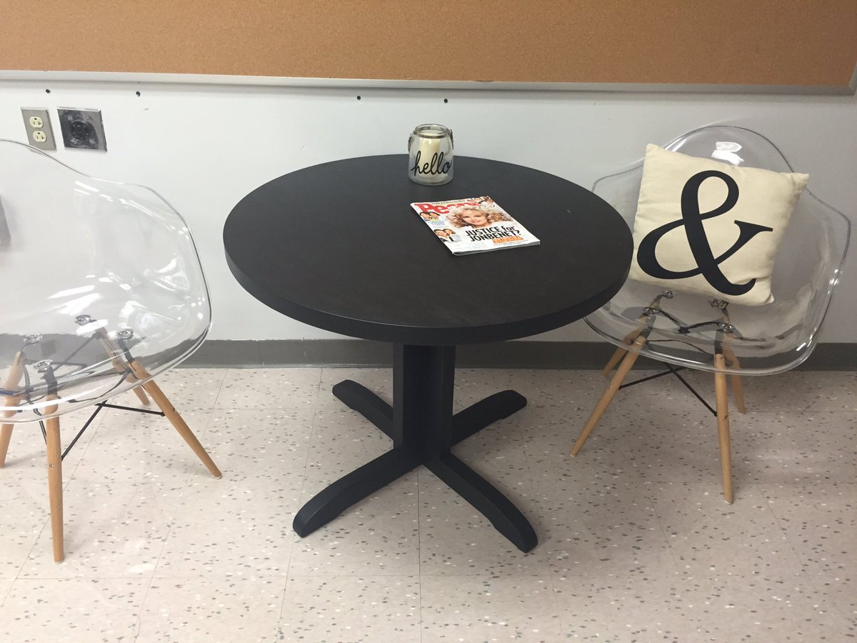 SCrawfordELA's tweet photo. Wow, the #HMSpta went above and beyond redesigning the teacher workroom! So pretty! https://t.co/xAGCREjzfL