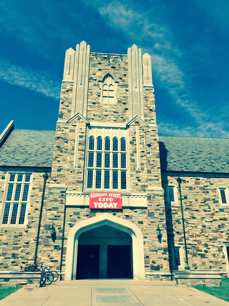 SLULAWCAREERS's tweet photo. @RhodesCollege students - check out @SLULAW at the Grad Fair in the CLC 3-6 @SLULAWAdmits #choose901then314 https://t.co/pohAxnIuJT