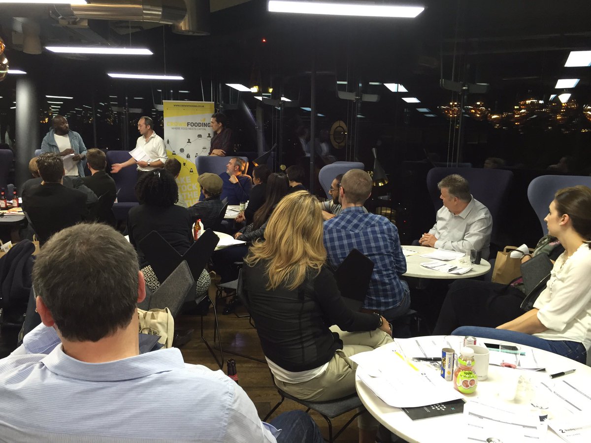Cam_Unsworth's tweet photo. @CinnamonBridge #branding - #cbootcamp in full flight - @genstandards from the back row! https://t.co/2H6HSKh0n2