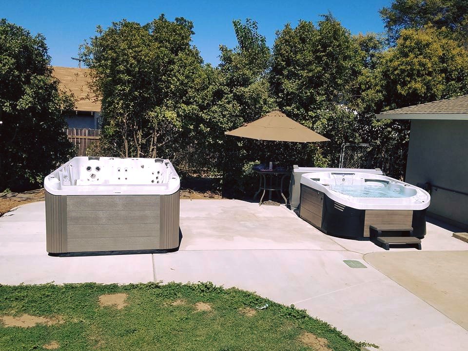 thespamover's tweet photo. When u love @CoastSpas so much you have to have 2! Wellness Infinity Edge Swim and Cascade 2 @coast_spas #coastspas #ilovecoastspas https://t.co/0PLizqrusT