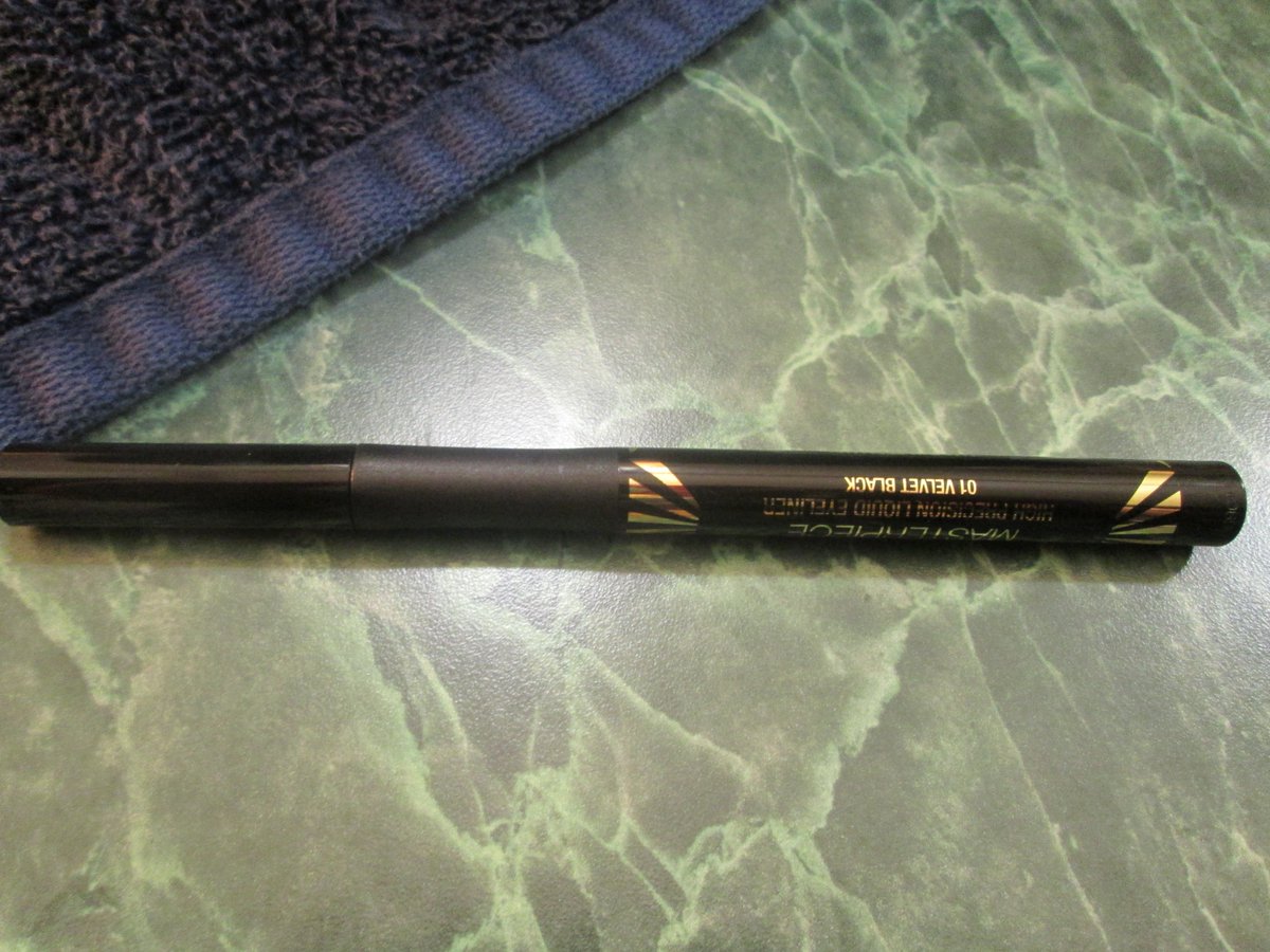 brendamarie74's tweet image. #esvoxbox@InfluensterVox @MaxFactorUK #maxfactorxtarget #ESVoxBox amazing eyeliner I loved it