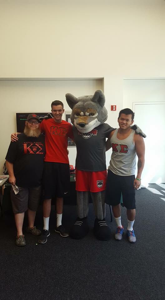KappaSigmaWOU's tweet photo. Brothers with our school mascot Wolfie! #SigEm https://t.co/aTQ3jr8AZt