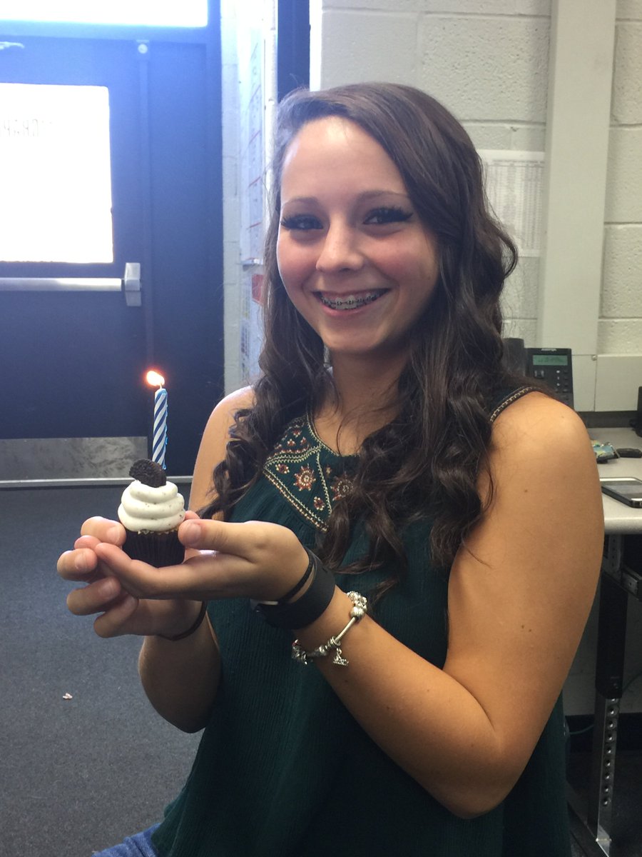 CCHSLakeryrbk's tweet photo. Happy Birthday Chaney! https://t.co/Drm8t5SEWa