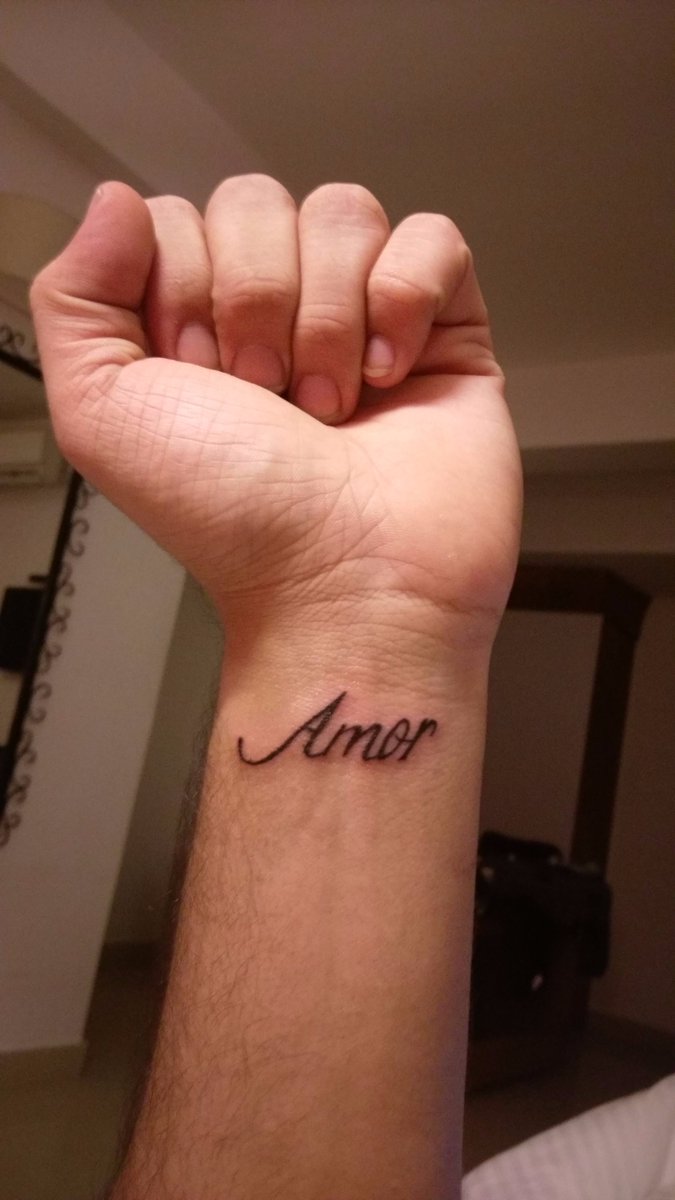 EvilsLittleEmo's tweet photo. First of many. #amor #love #tattoo @CCFactor789 https://t.co/awlWHk9pDO