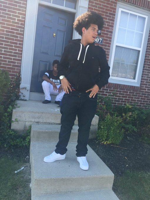 Watch Eric Perdomo's leaked NSFW photo on TwXstars