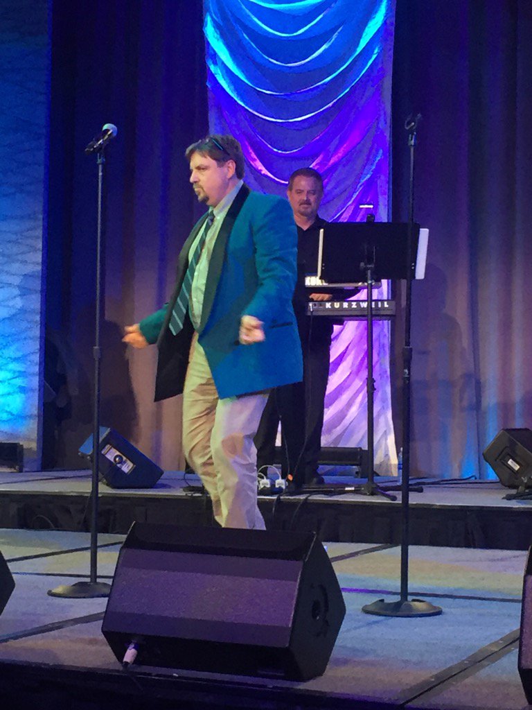 mafpprez's tweet photo. MAFP's Hutch live on stage https://t.co/bBUmeWVSpj
