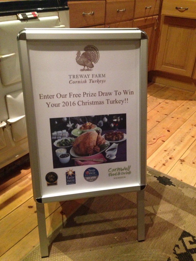 TrewayTurkeys's tweet photo. Visit us at the Great Cornish Food Festival this weekend to win your #Christmas Turkey @LoveCornishFood #GCFF16 https://t.co/YH3efUpCGy