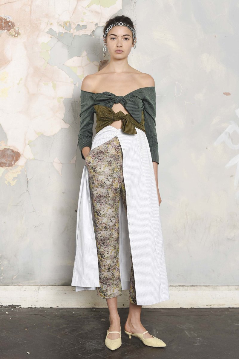 The full <a href="/Isa_Arfen/">Isa Arfen</a> Spring 2017 collection is in: vogue.cm/sGyoTs1