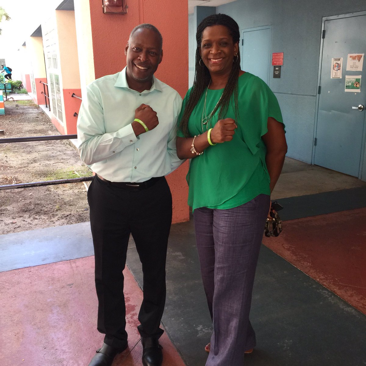 TurnerTechHS's tweet photo. Mr. Curtis and Ms. Shipman saying hello! #MiamiStartsWithHello #TurnerTechStartsWithHello #ValuesMatter #mdcps https://t.co/eSkqLVPTGE